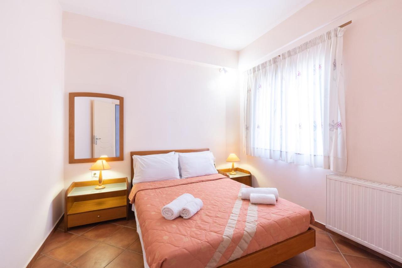 Bisti Guesthouse Ermioni Exterior photo