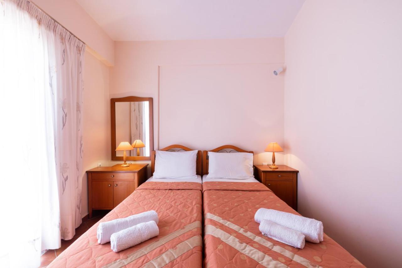 Bisti Guesthouse Ermioni Exterior photo